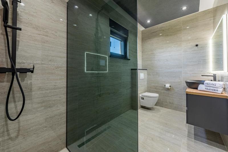 Seaside luxury villa with a swimming pool Privlaka Zadar - 23517 - image 11