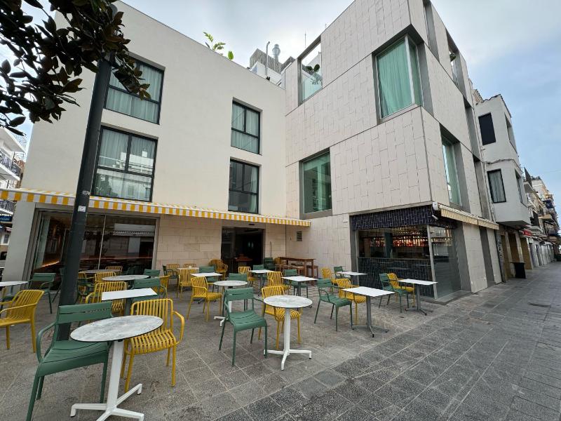 Alenti Sitges Hotel - image 8