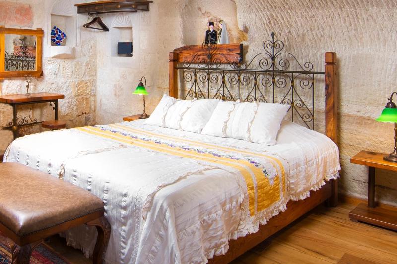 Junior Cave Suite image 4