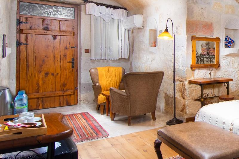 Junior Cave Suite image 2