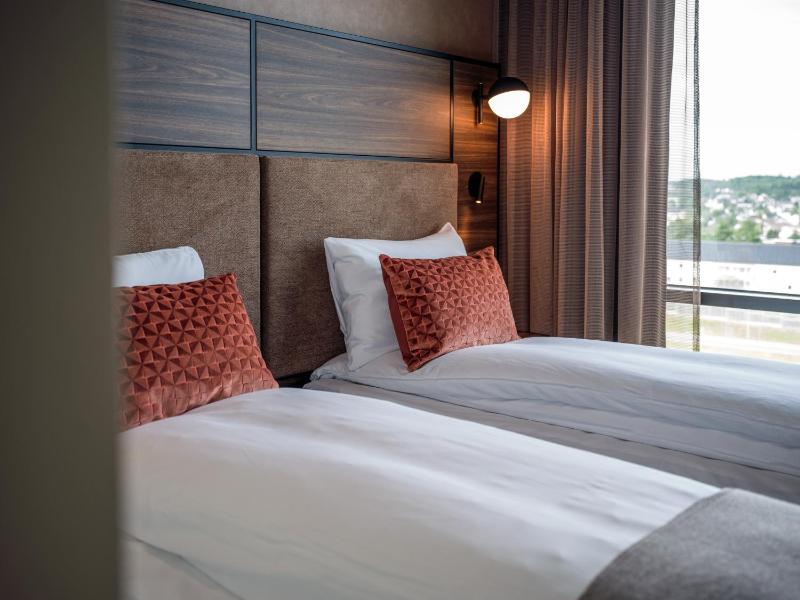 Superior Double Room image 3