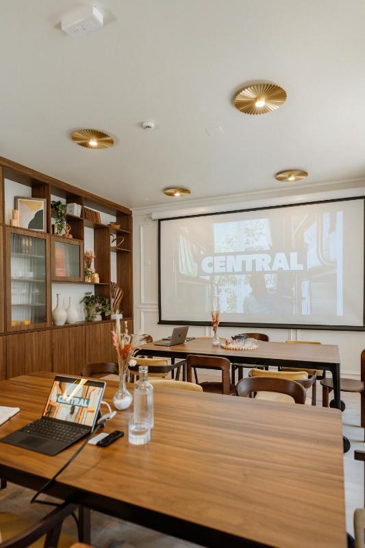 CENTRAL Hostel La Rochelle Centre - image 12