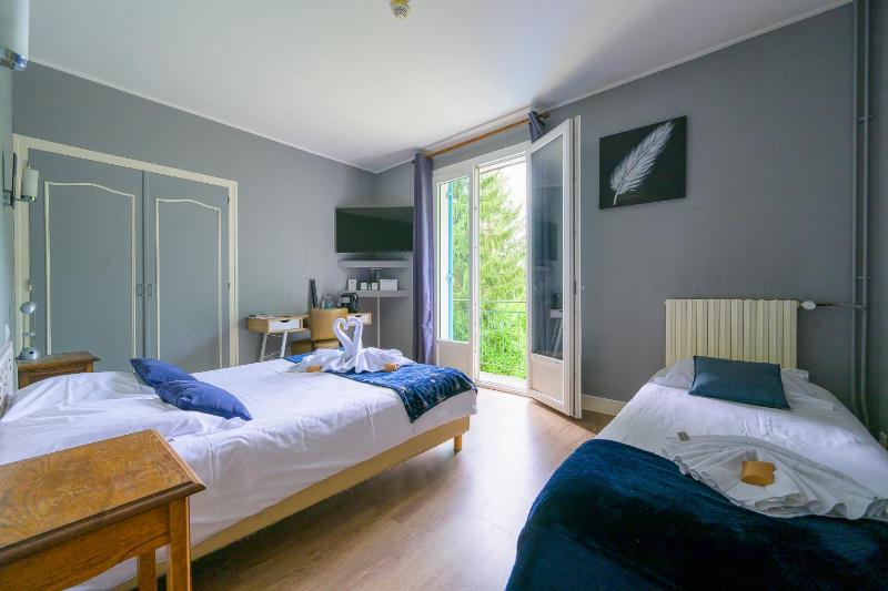 Triple Room image 1