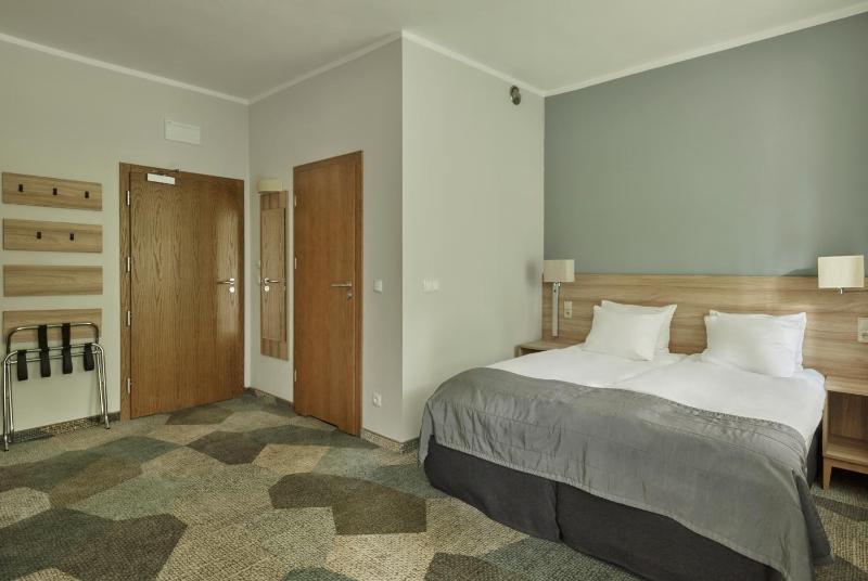 Standard Twin or Double Room image 1