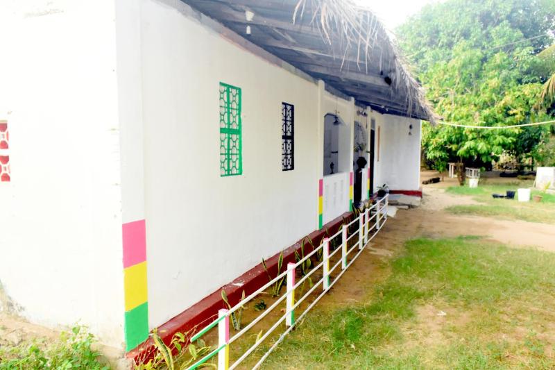 Nimal's white house - image 32