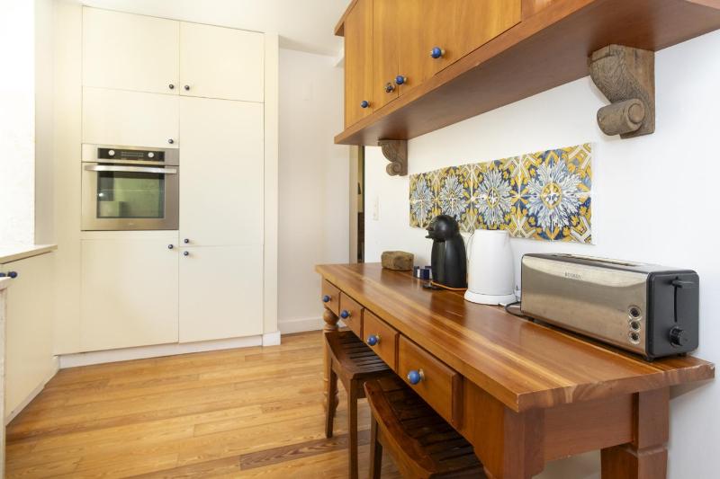 Stylish Duplex Apartment in Baixa Lisbon Central & Spacious - TTL321 - image 15