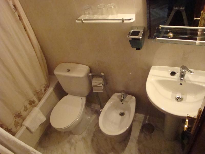 Hostal Zamora - image 11