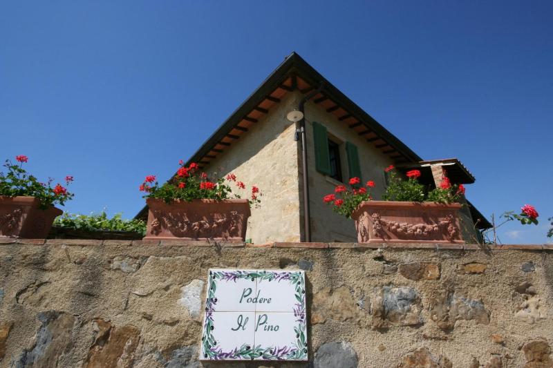 One-Bedroom Apartment with Terrace (4 Adults) image 2