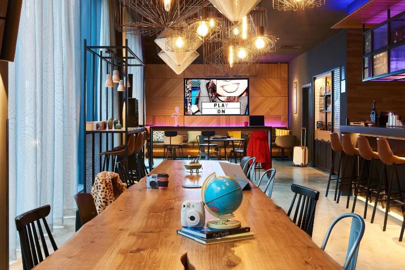 Moxy Southampton - image 38