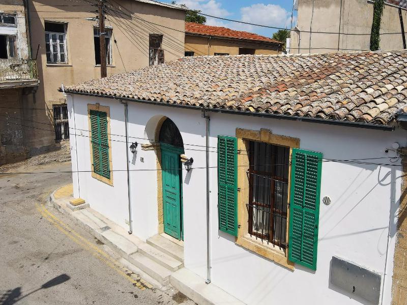 Flor Guest House - image 15