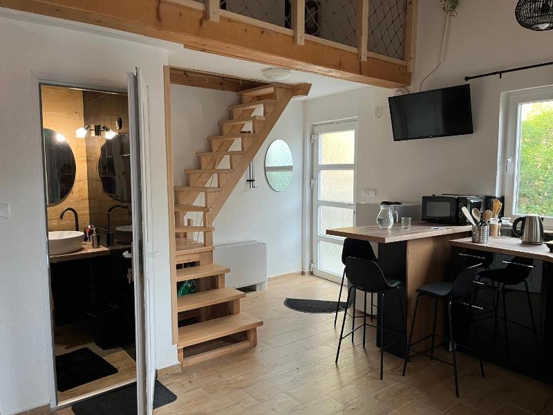 M&M Apartments - image 3