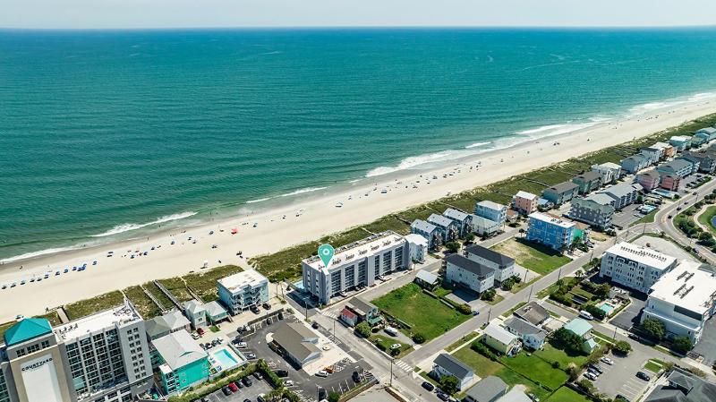 Coconut Cove by Sea Scape Properties - image 25