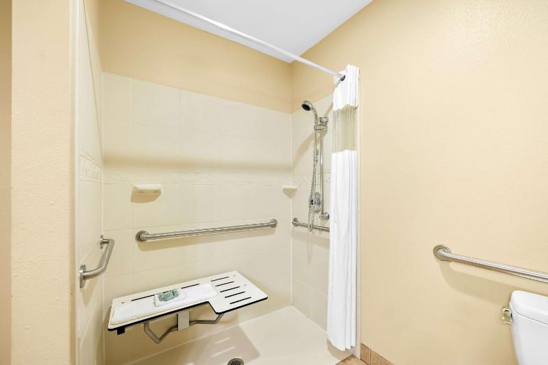 Queen Room with Two Queen Beds with Roll-In Shower image 2