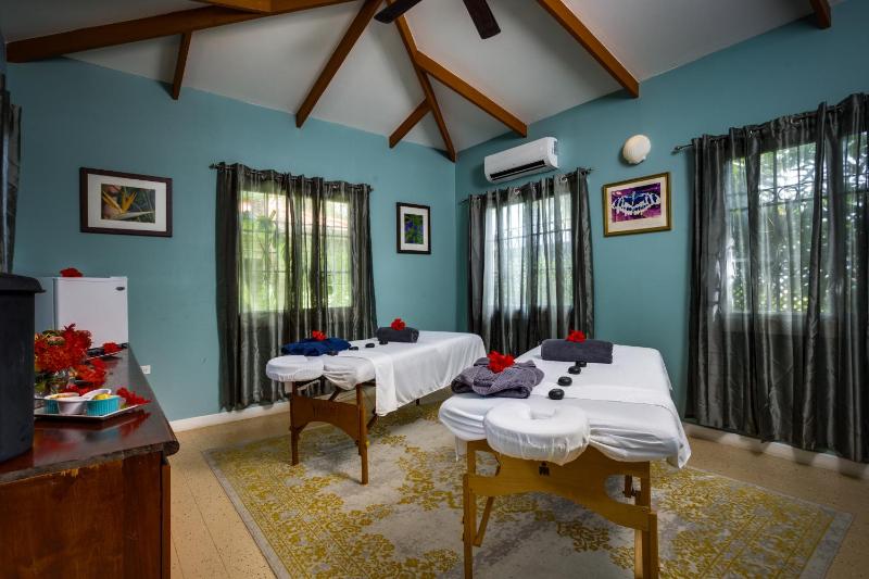 Harbour View Boutique Hotel & Wellness Retreat - image 2