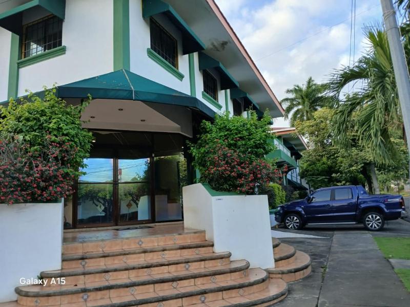 Hotel Brandts Los Robles de San Juan - image 3