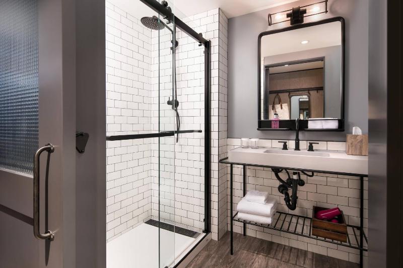 Moxy Seattle Downtown - image 16