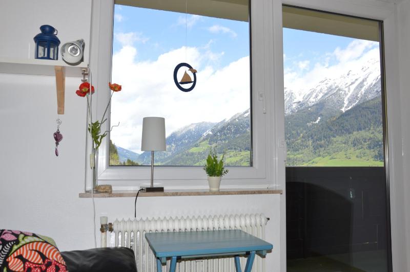 One-Bedroom Apartment with Panorama View image 4