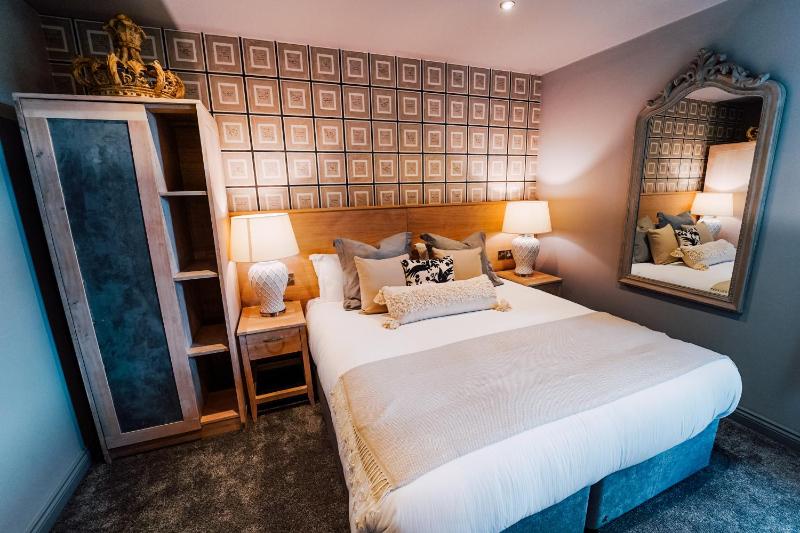 Standard Double Room image 1
