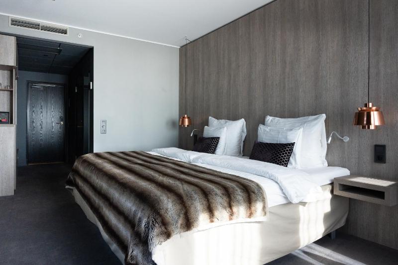 Superior Double Room image 3