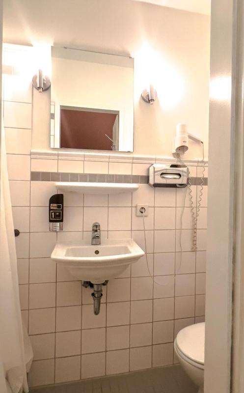 Small Apartment image 2