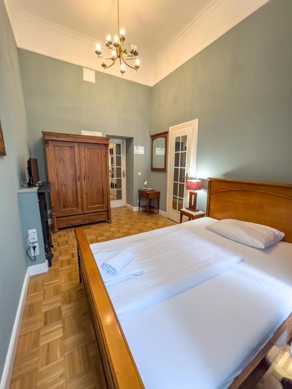 Standard Single Room image 3