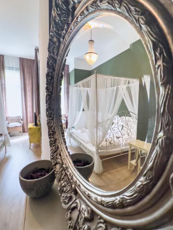 Standard Double or Twin Room image 2