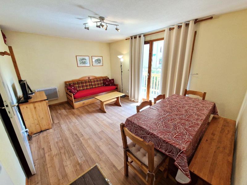 Apartment (6 Adults) image 4