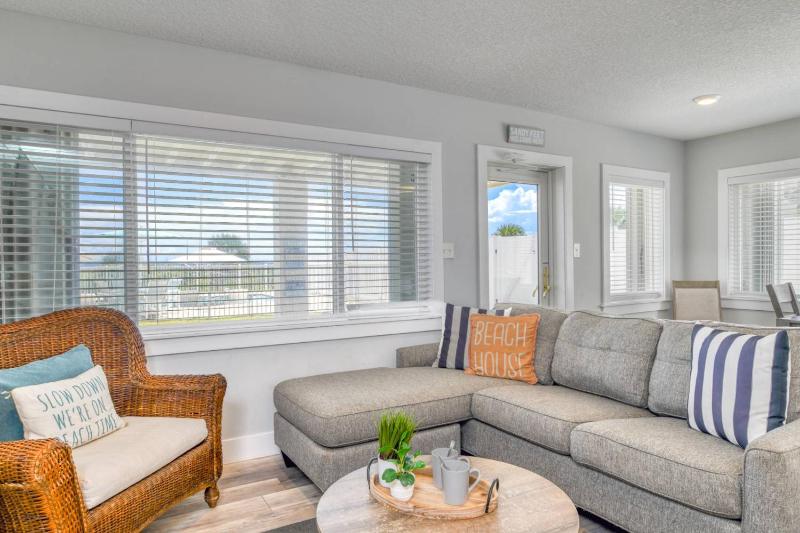 Barefoot Hideaway II - image 8