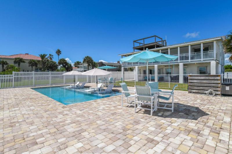 Barefoot Hideaway II - image 16