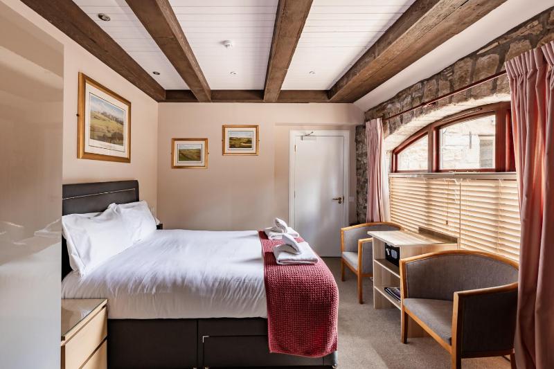 Deluxe Double Room with Shower image 1