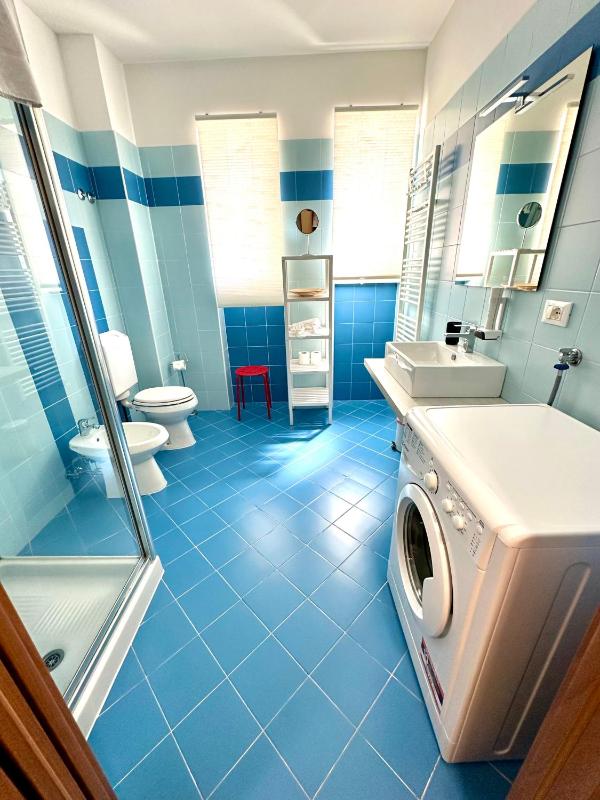 Deluxe Apartment image 2