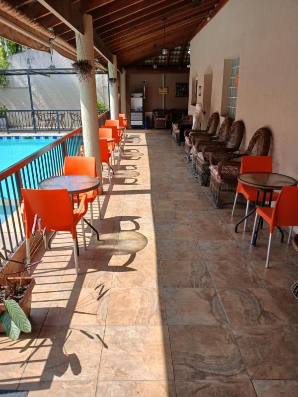 Pousada Parque Suites - Estacionamento e Piscina na Enseada - image 16