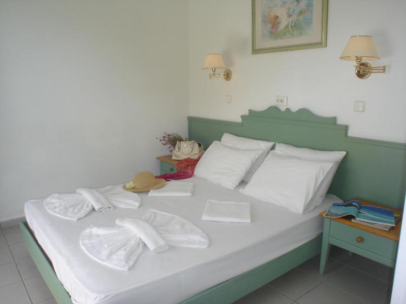 Family Apartment (2-5 Guests) image 3