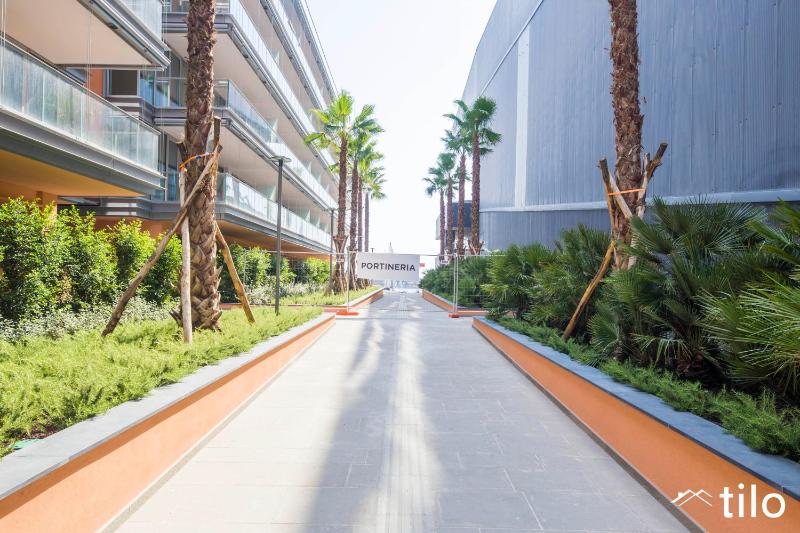 Waterfront Luxury 1BR Free PARKING AC NETFLIX & WIFI BY TILO LUX - image 44