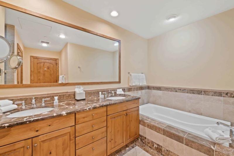 Beaver Creek Landing A302 by East West Hospitality - image 4