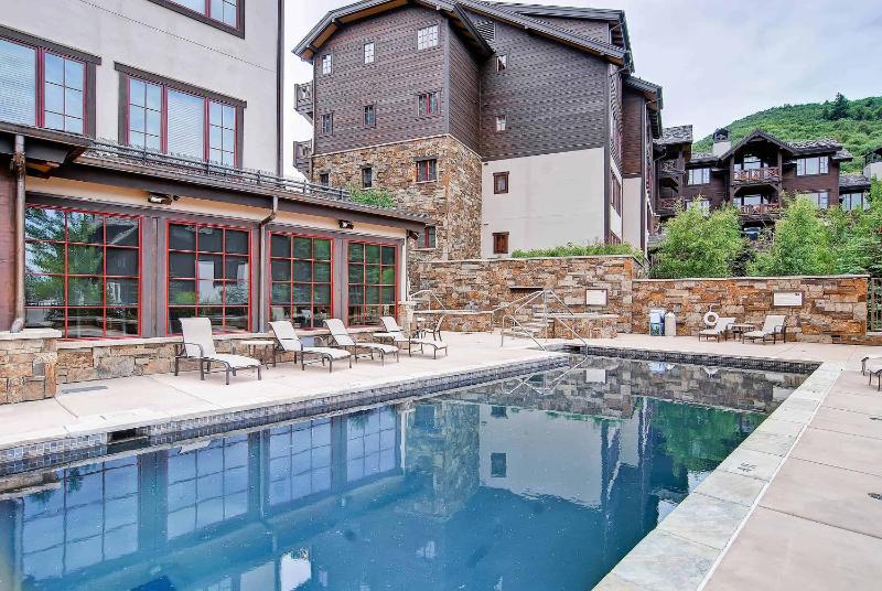 Beaver Creek Landing B407 by East West Hospitality - image 32