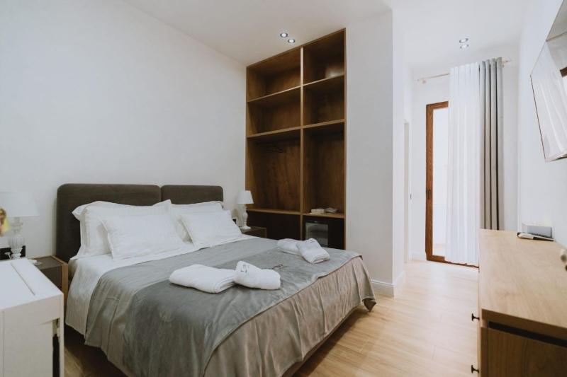 Dyrmo Hotel - image 5