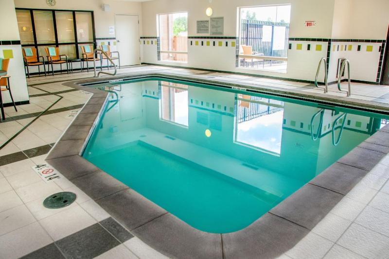 Fairfield Inn & Suites by Marriott Colorado Springs North/Air Force Academy - image 6