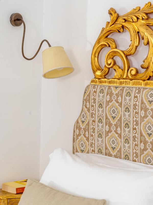 King Room with Sea View image 4