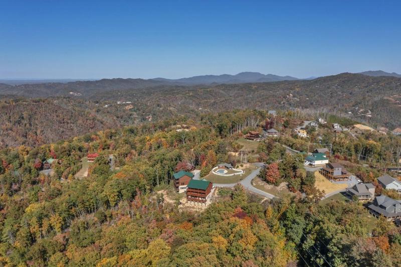 Splash of Gatlinburg cabin - image 22