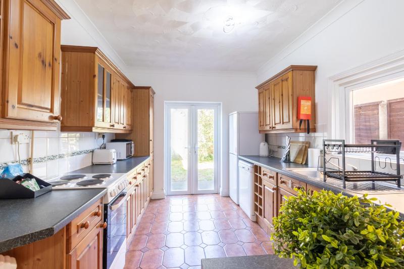 Open Mind Property - Cosy Home - 7 Beds & Parking - image 15
