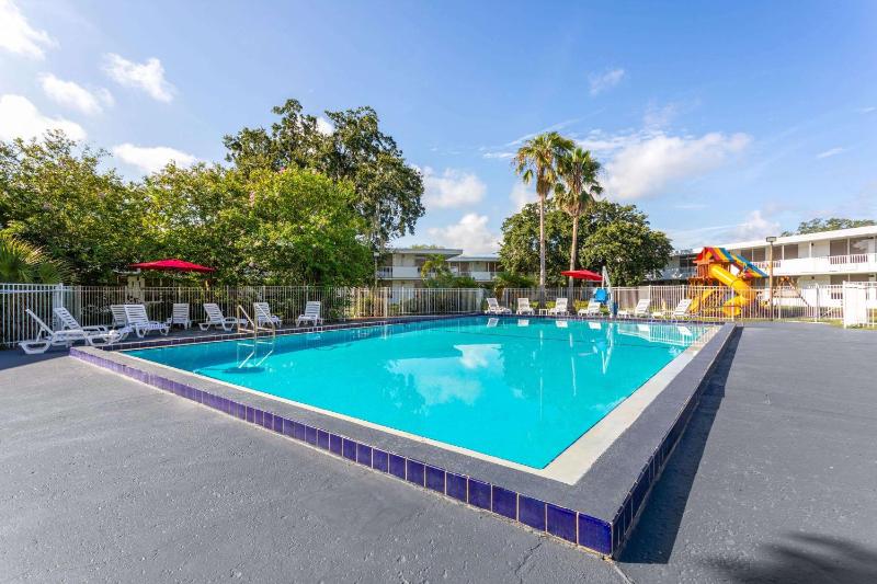 Baymont by Wyndham Orlando Lake Buena Vista South - image 18