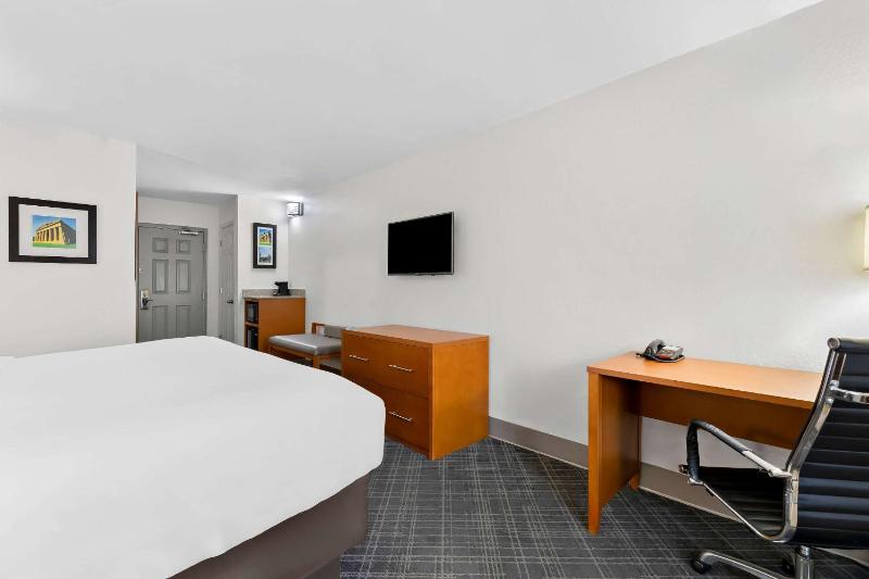 King Room - Non-Smoking image 2