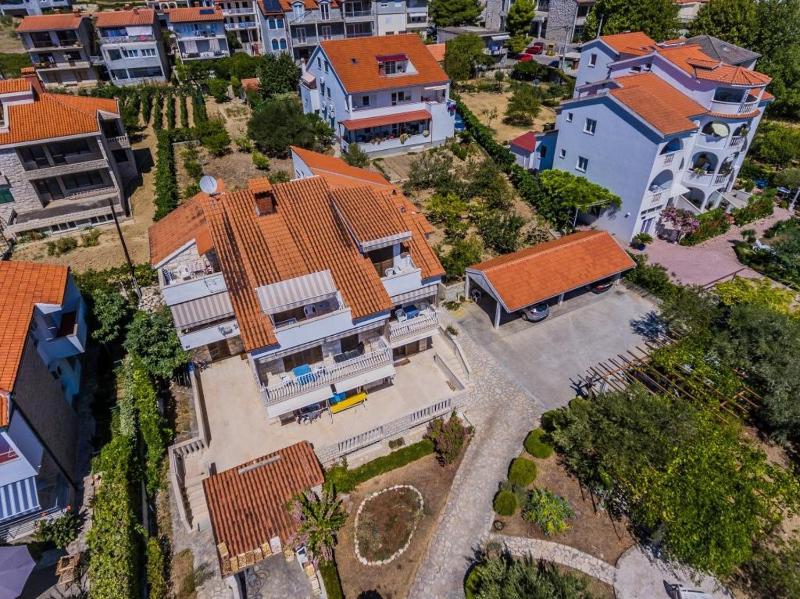 Apartments Jure with Sea View - image 15