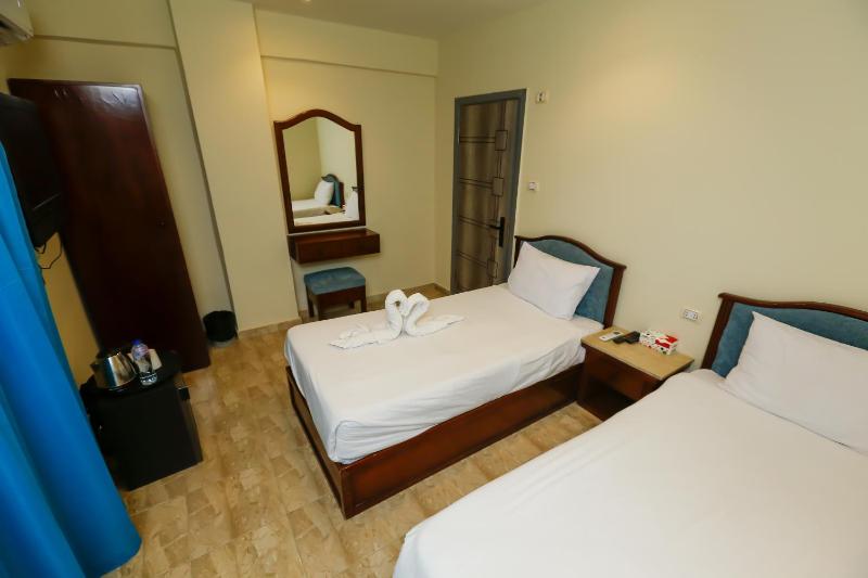 Glory Pyramids Inn - image 8
