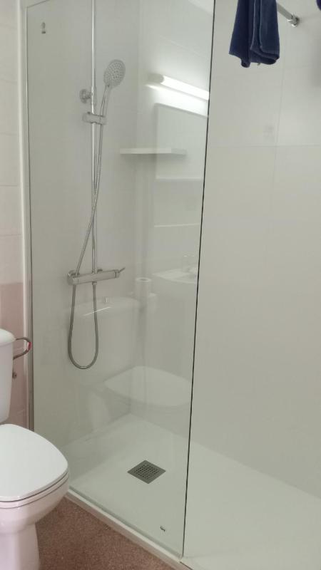 One-Bedroom Apartment image 2