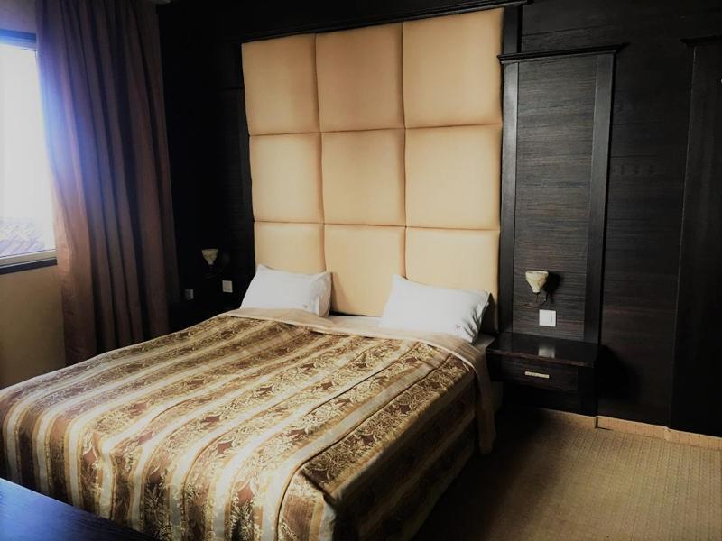 Junior Suite with Terrace image 1