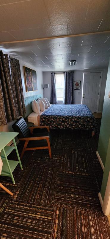 King Room image 2