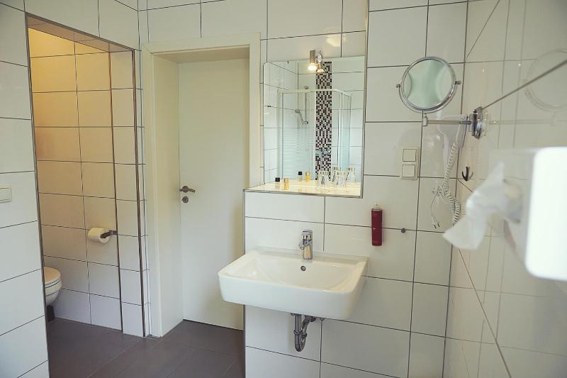 Deluxe Double Room image 3