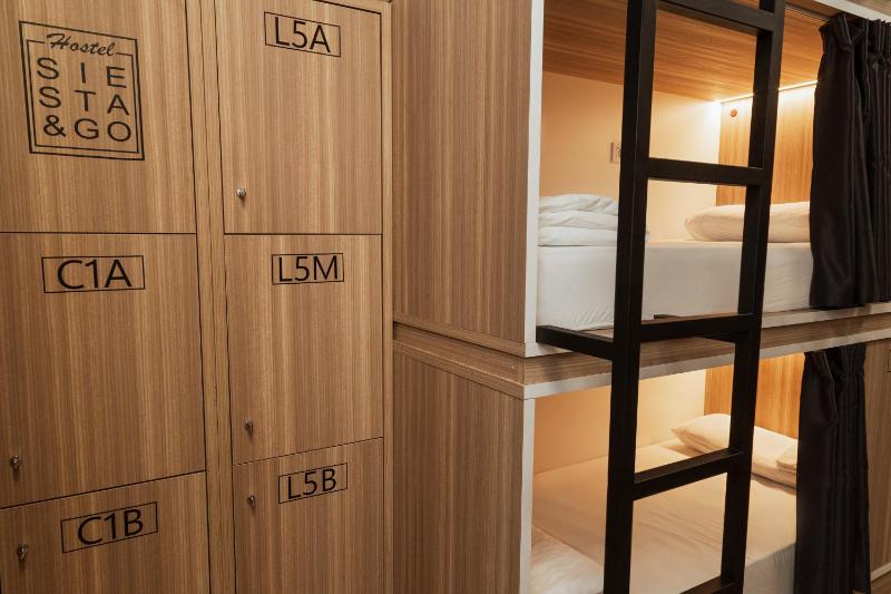 Hostal Siesta & Go Nuevos Ministerios - image 13